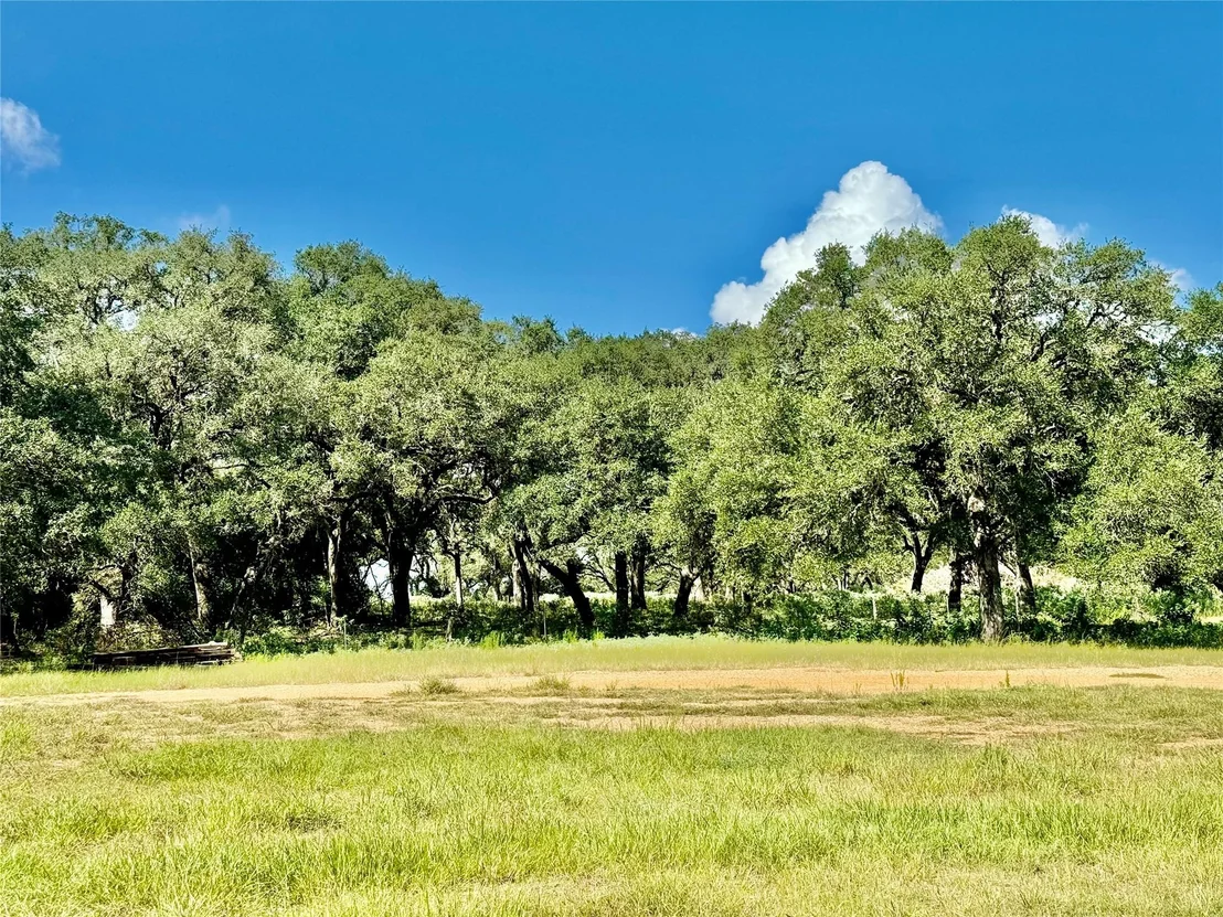 Photo of 1356 Private Road 4007