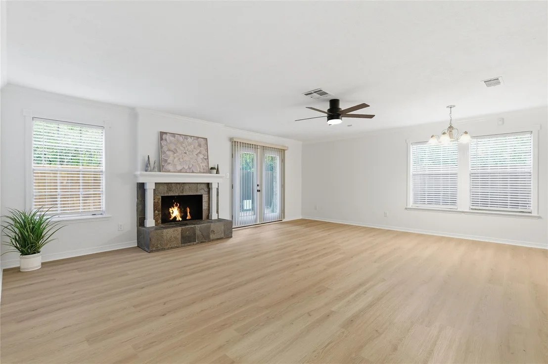 Photo of 11 Hasting Oak Court