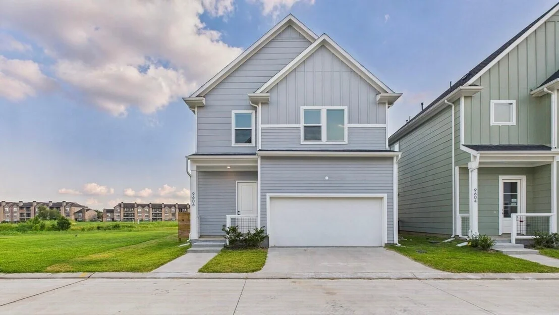 Photo of 10114 Serrano Park Drive
