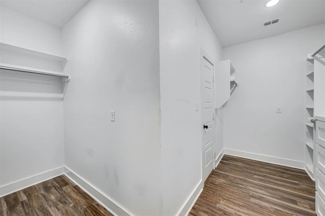 Photo of 2830 Juniper Lane
