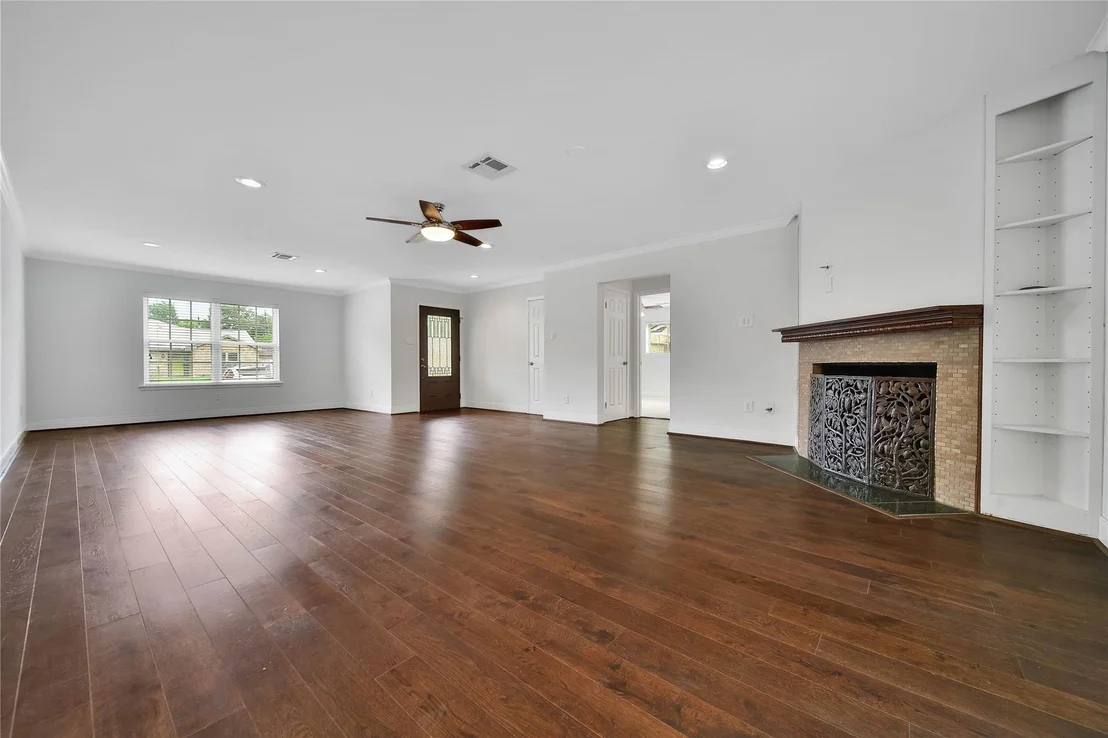 Photo of 995 Curtin Street