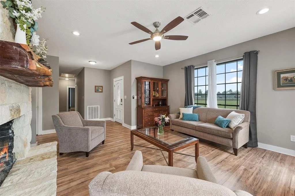 Photo of 7522 Fairchild Road