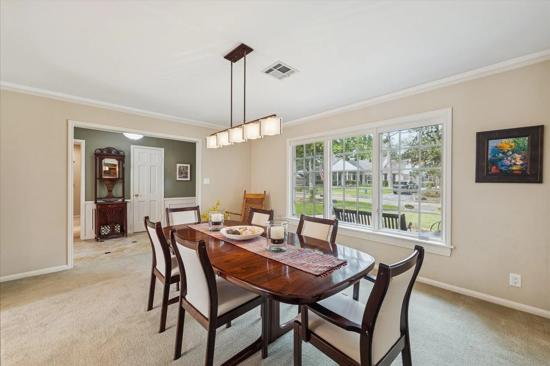 Photo of 14415 Carolcrest Drive