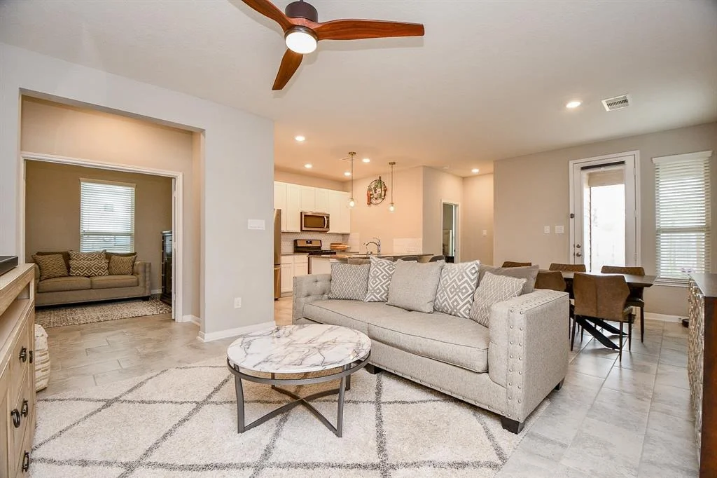 Photo of 6839 Knoll Spring Way