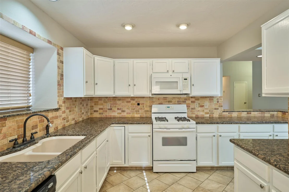 Photo of 17518 Hamilwood Drive
