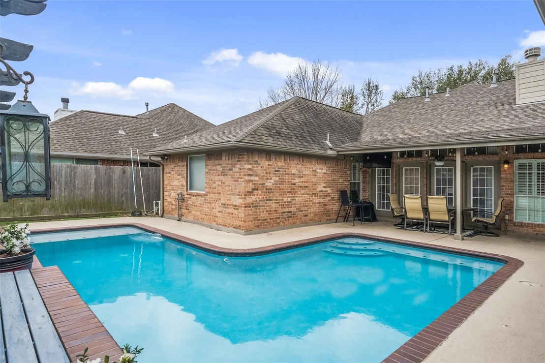 Photo of 5215 Samuels Drive