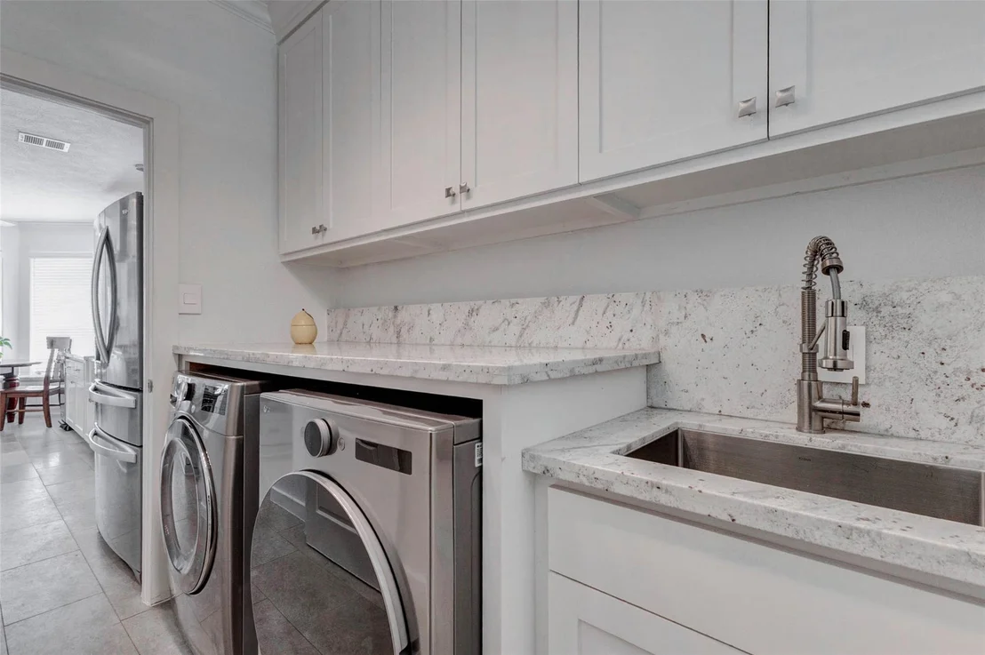 Photo of 1519 Darnley Lane