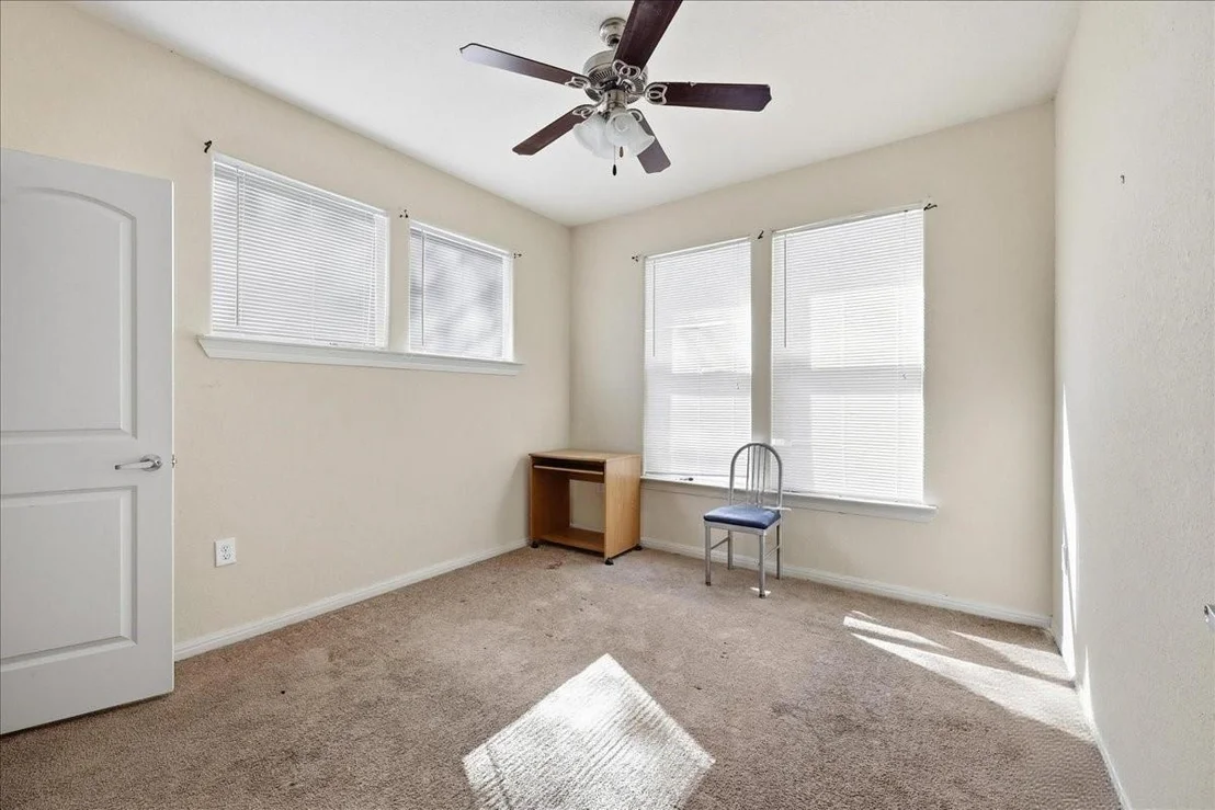 Photo of 3565 West Avenue