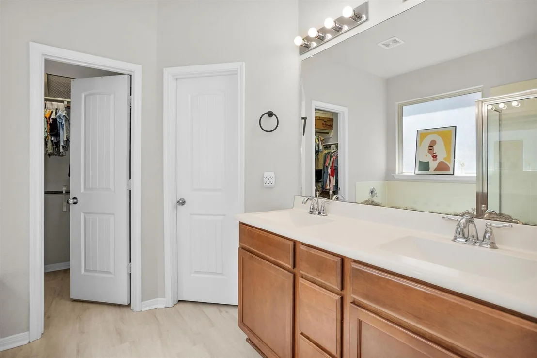 Photo of 9587 E Woodmark