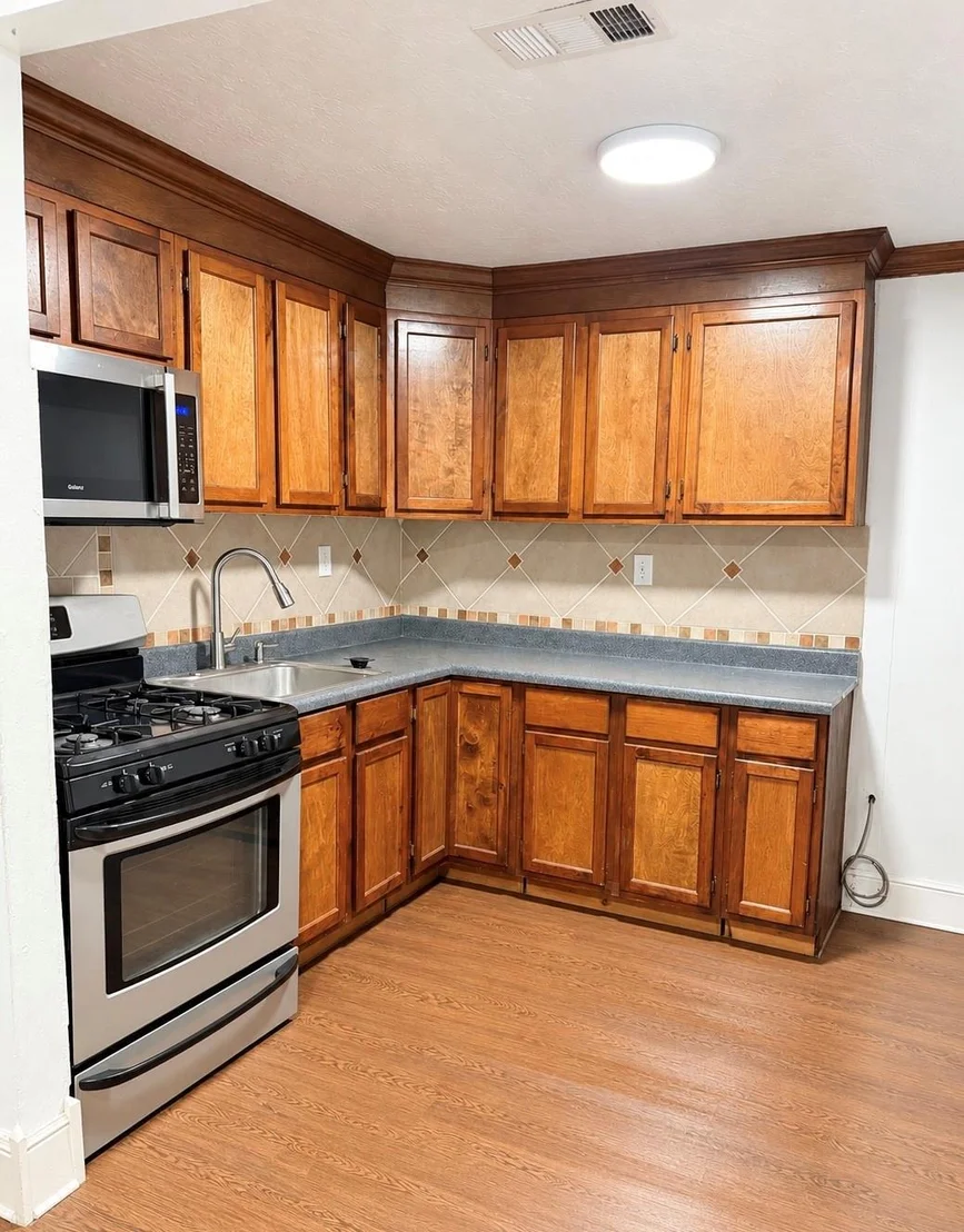 Photo of 1210 Bernard Street