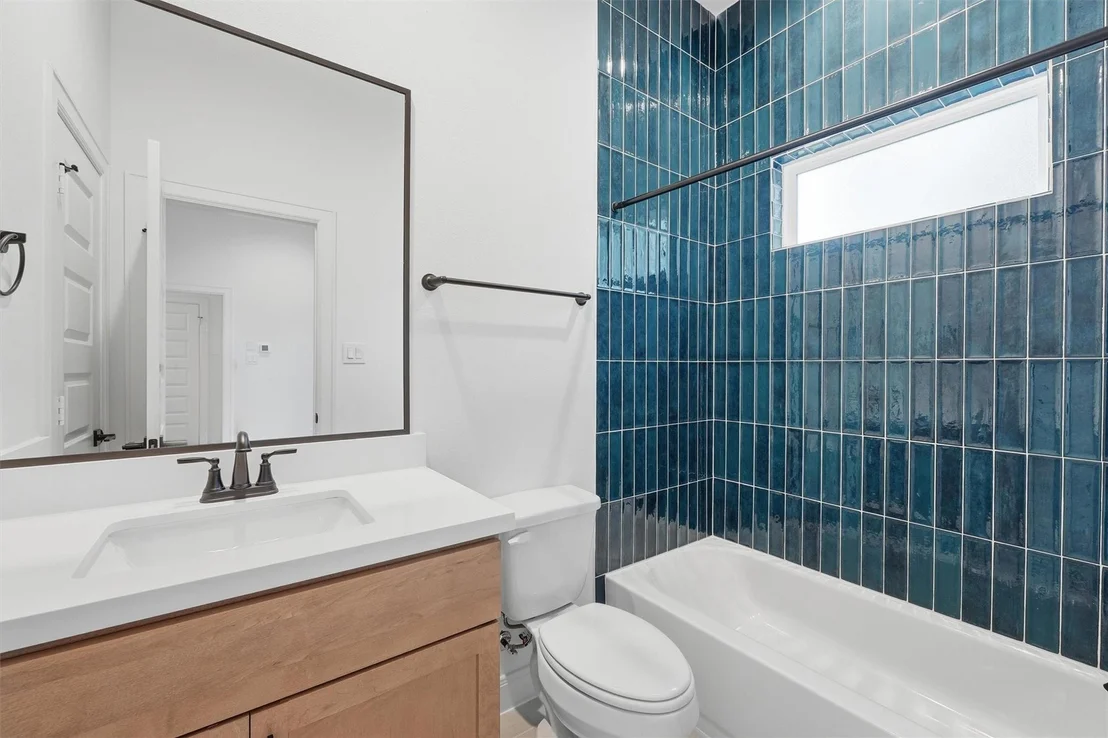 Photo of 4834 Pinemont Drive