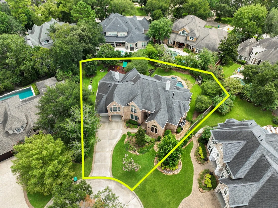 Photo of 2 Snow Pond Place