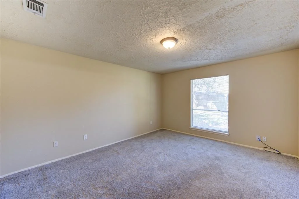 Photo of 6943 Foxwaithe Lane