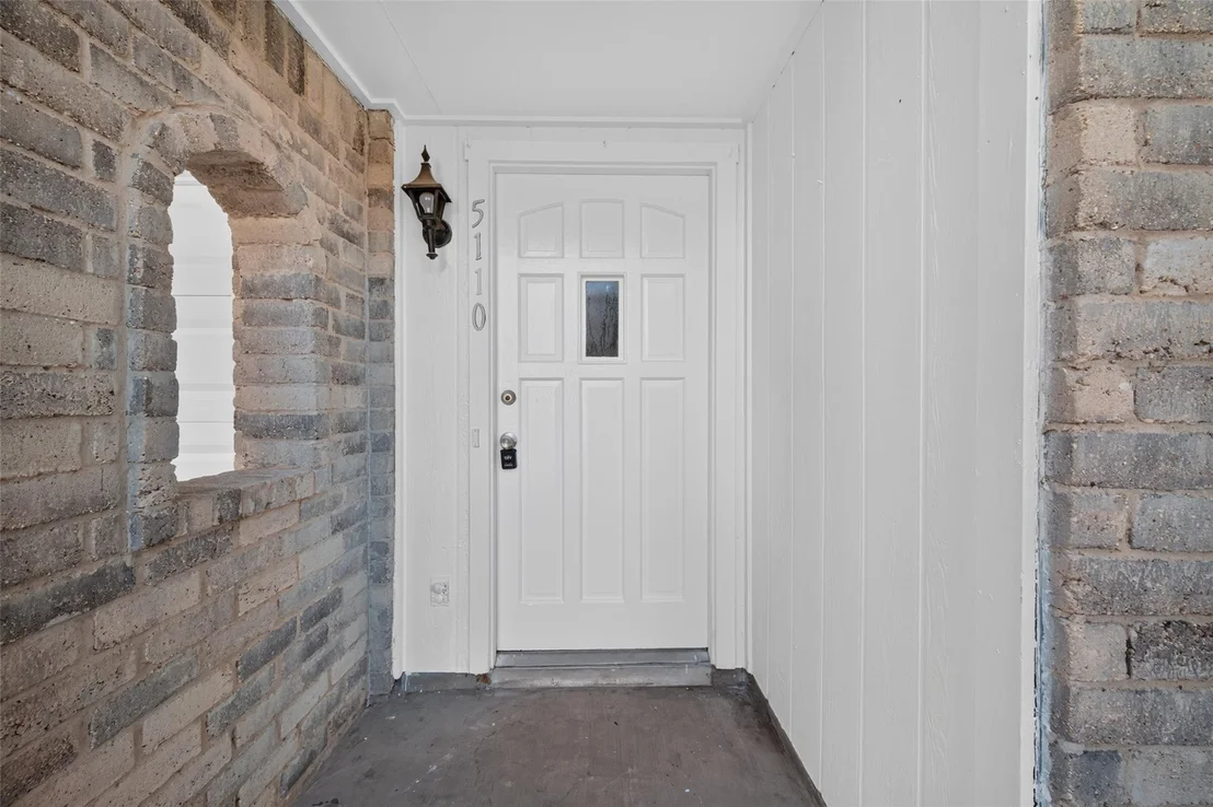 Photo of 5110 Lerwick Drive