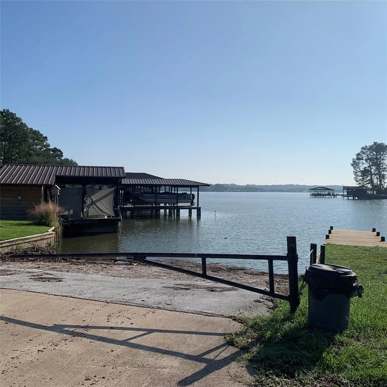 Photo of 222 Twin Harbors Drive