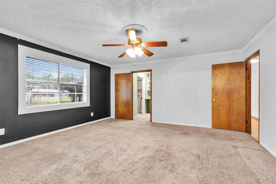 Photo of 13585 Walker Road