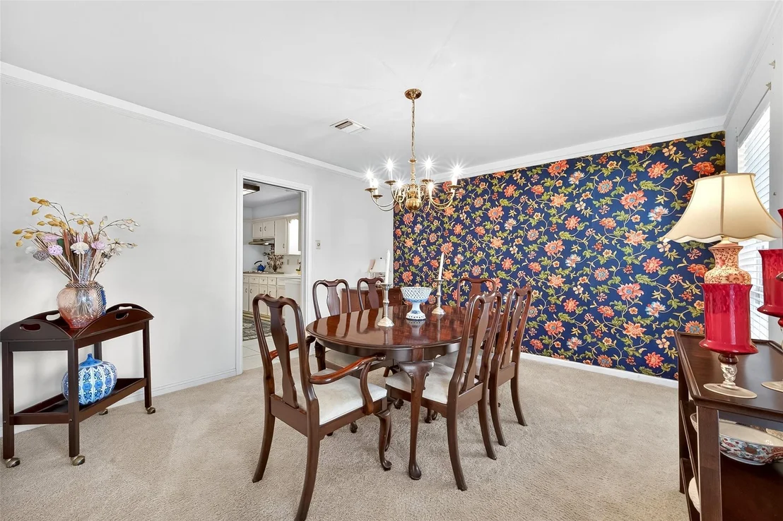 Photo of 3911 Highpines Drive