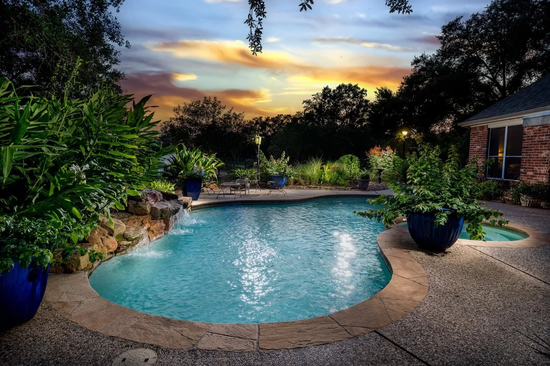 Photo of 15823 Lake Loop Drive