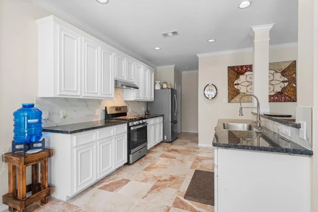 Photo of 3923 Shadow Cove Drive
