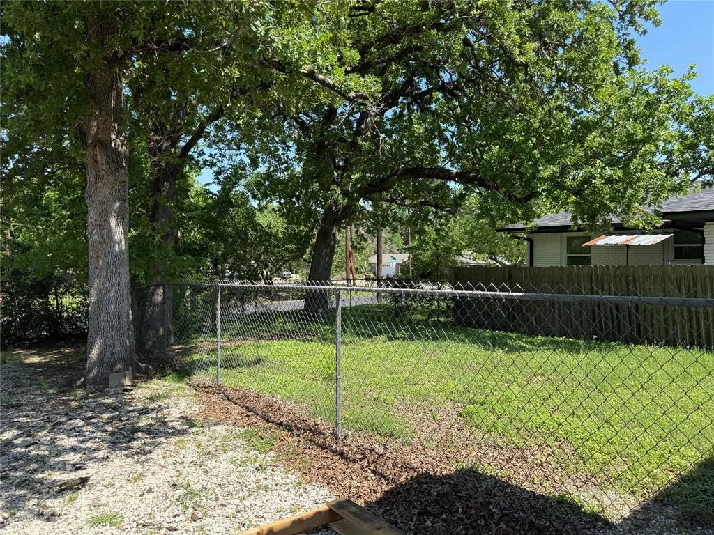 Photo of 109 Pleasant Street
