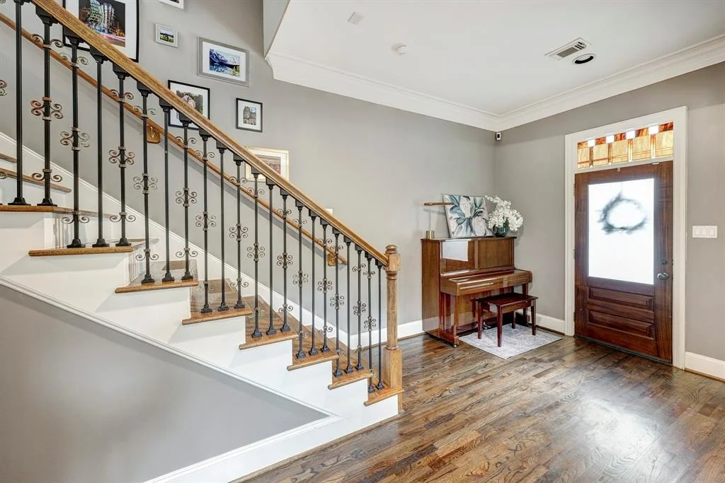 Photo of 818 Waverly Street