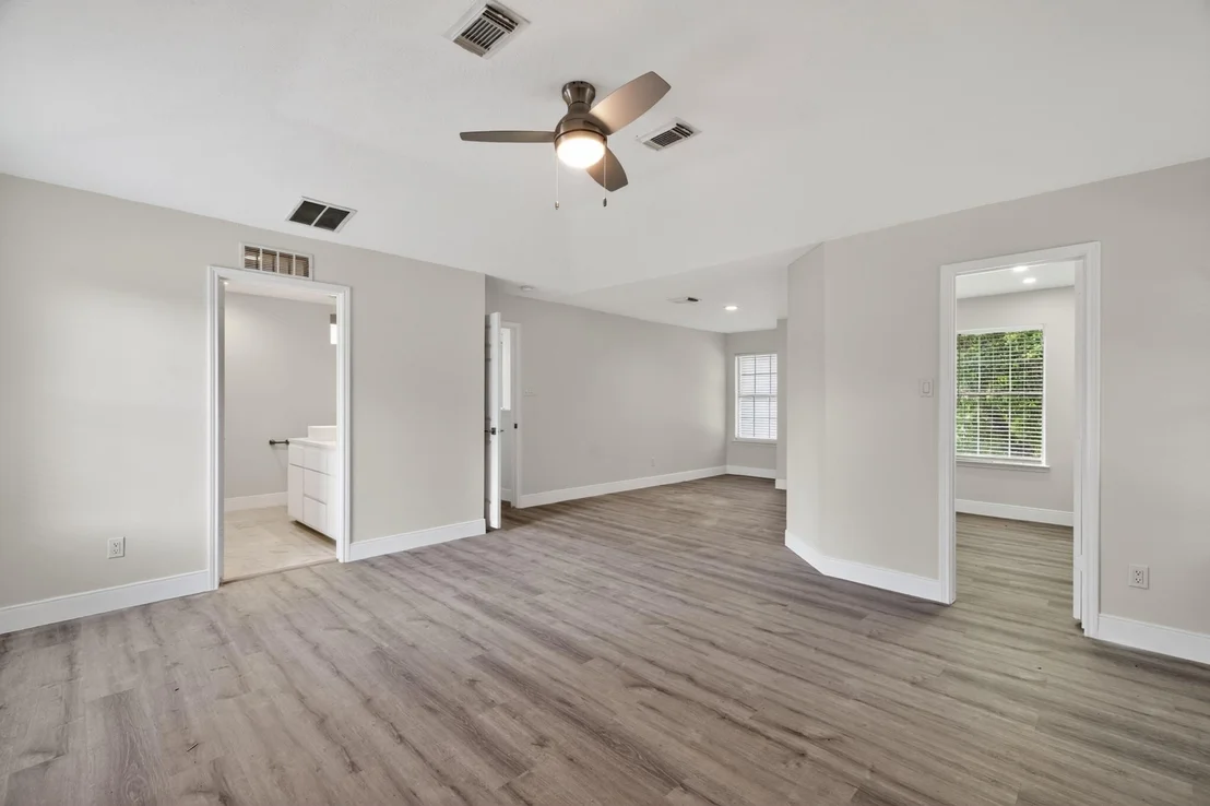 Photo of 918 Ivycroft Lane