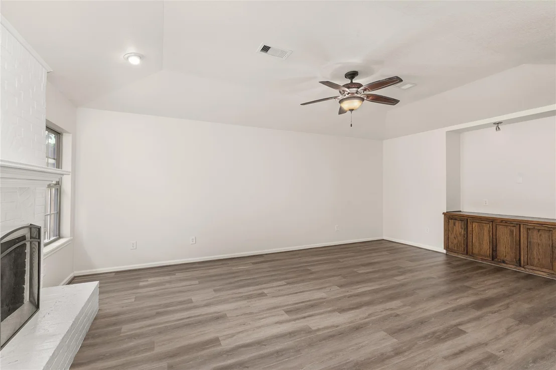 Photo of 16126 Spinnaker Drive