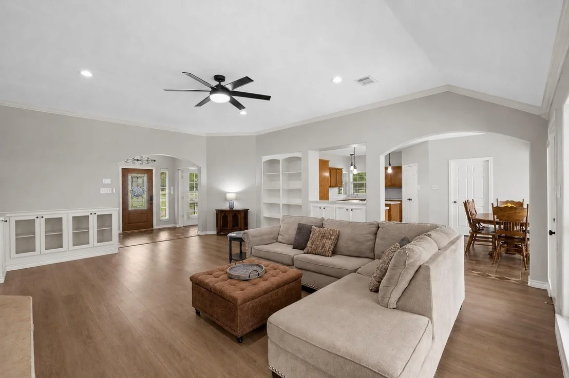 Photo of 9403 Highland Pointe Drive