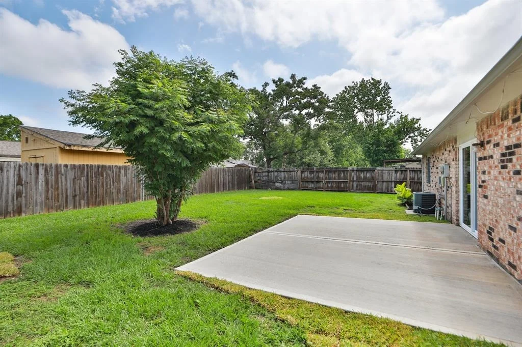 Photo of 17602 Wolf Hollow Drive