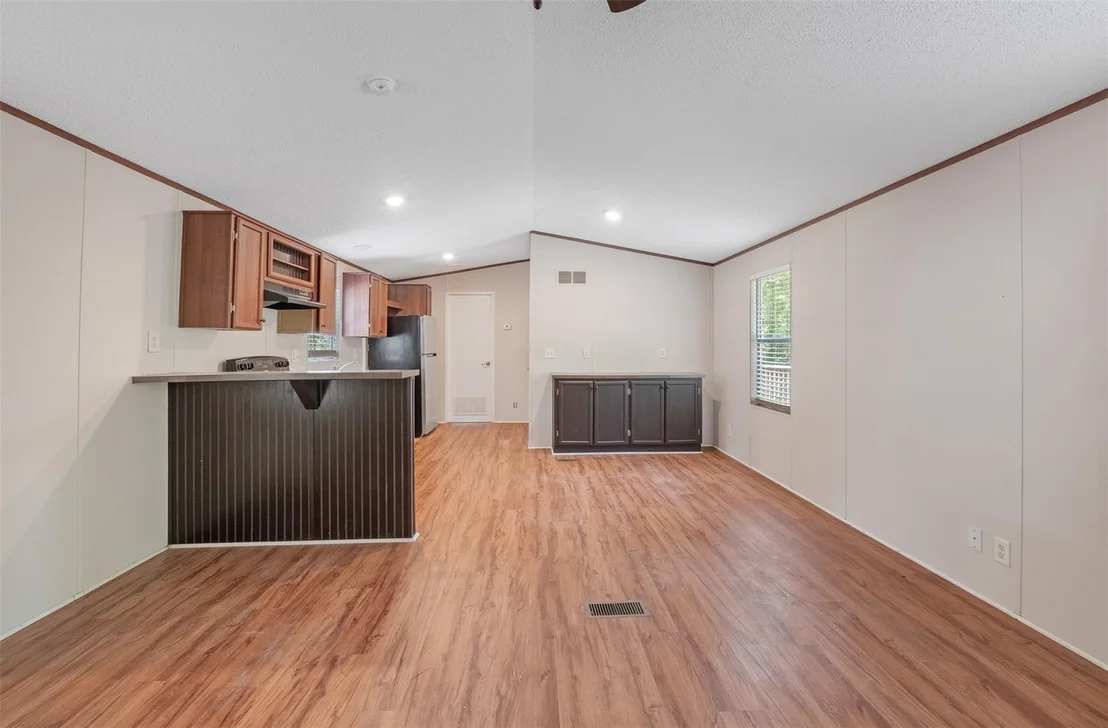 Photo of 350 Oak Tree Drive
