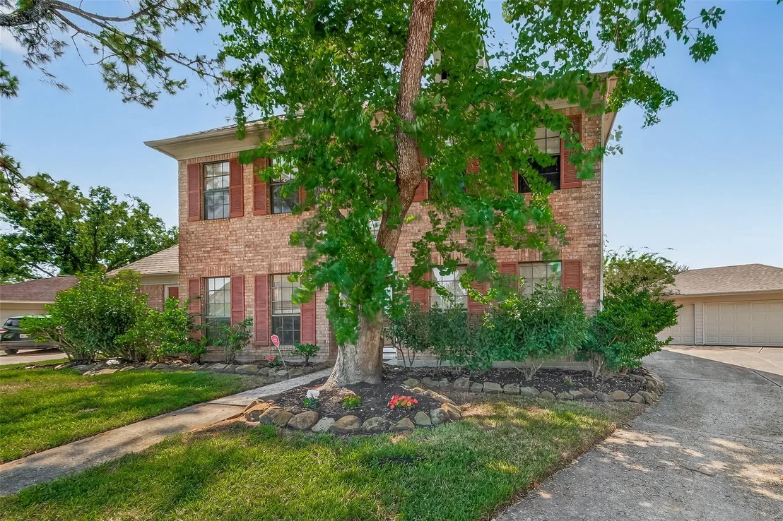 Photo of 1903 Hillside Oak Lane