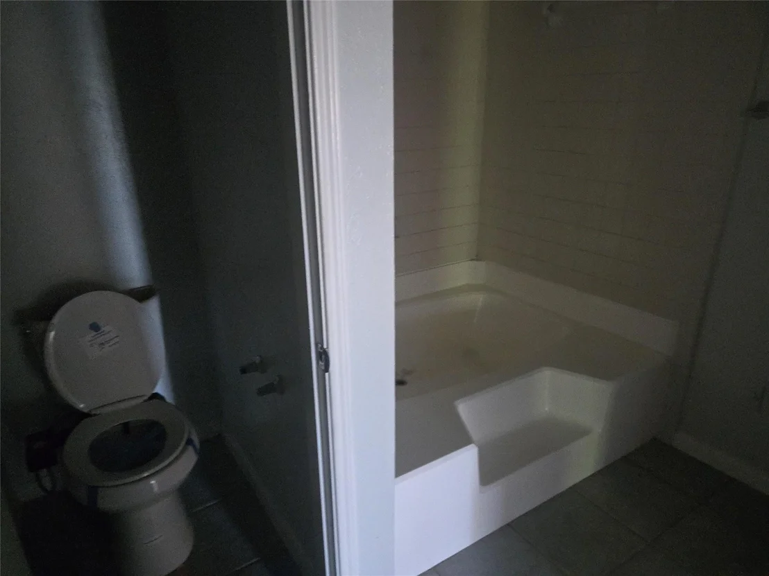 Photo of Unit 501 at 3780 Tanglewilde Street