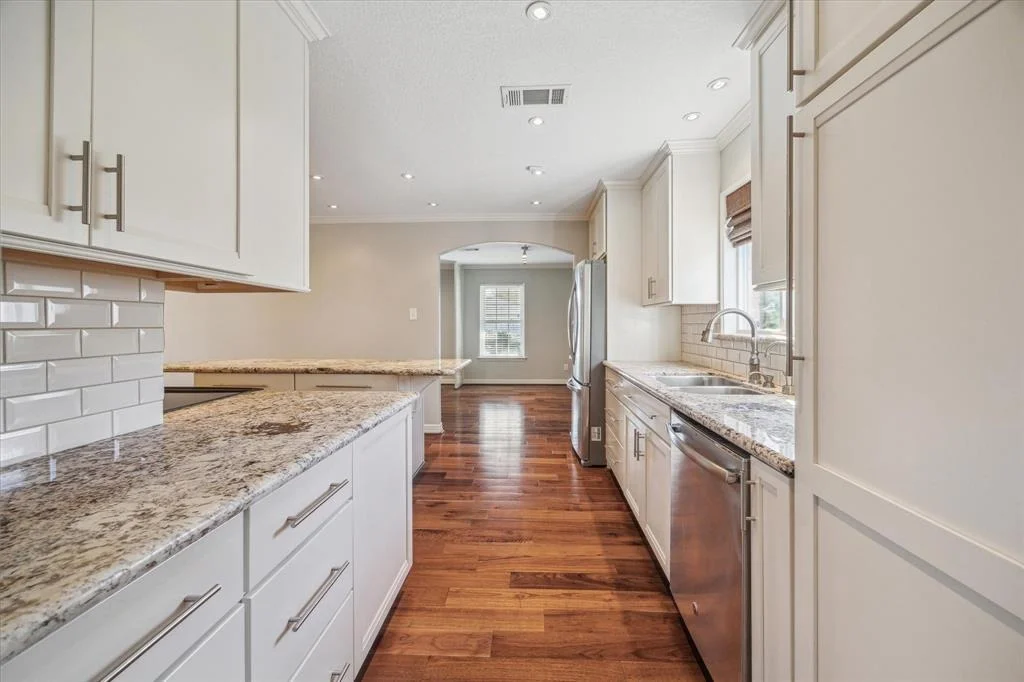 Photo of 9538 Meadowbriar Lane