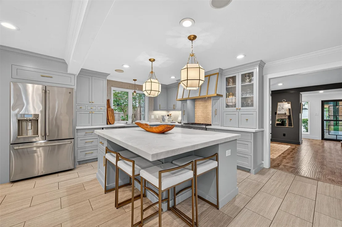 Photo of 415 Ramblewood Road