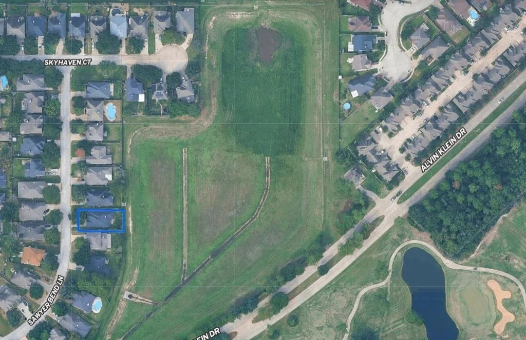 Photo of 5827 Sawyer Bend Lane