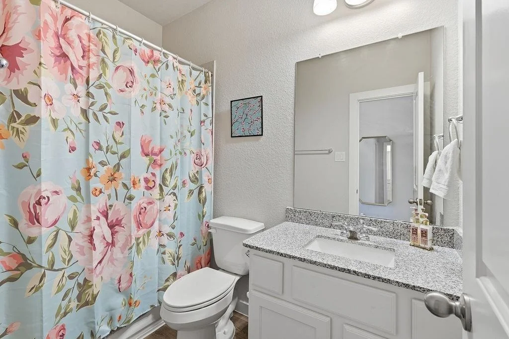 Photo of 4042 Shackleton Court
