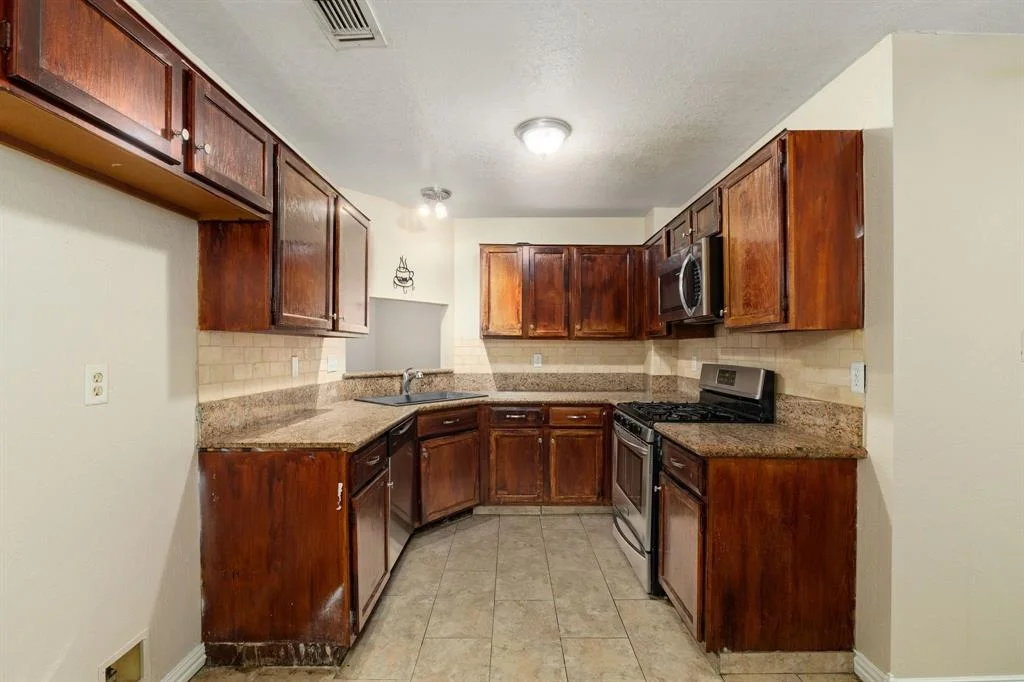 Photo of 2351 Loyanne Drive