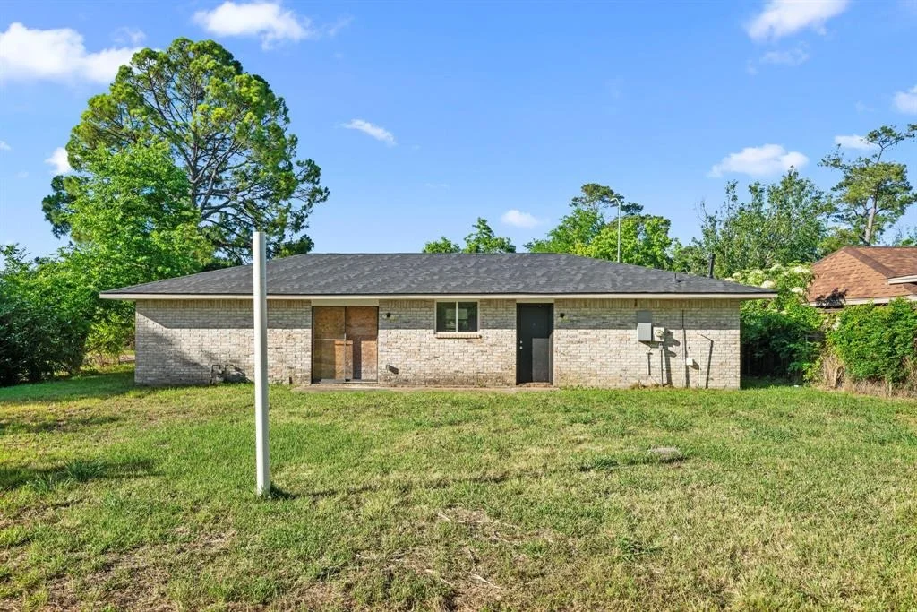 Photo of 6611 Mohawk Street