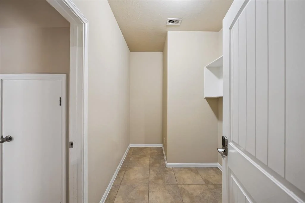 Photo of 1306 S Maple Drive