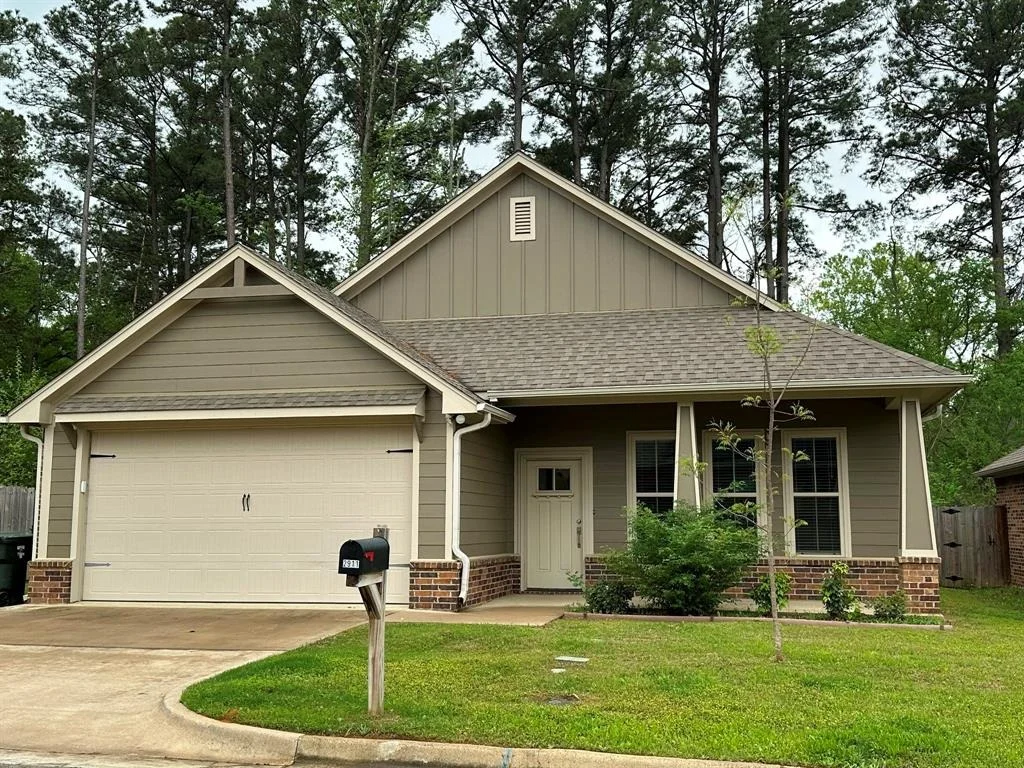 Photo of 2911 Meadow Brook Trail