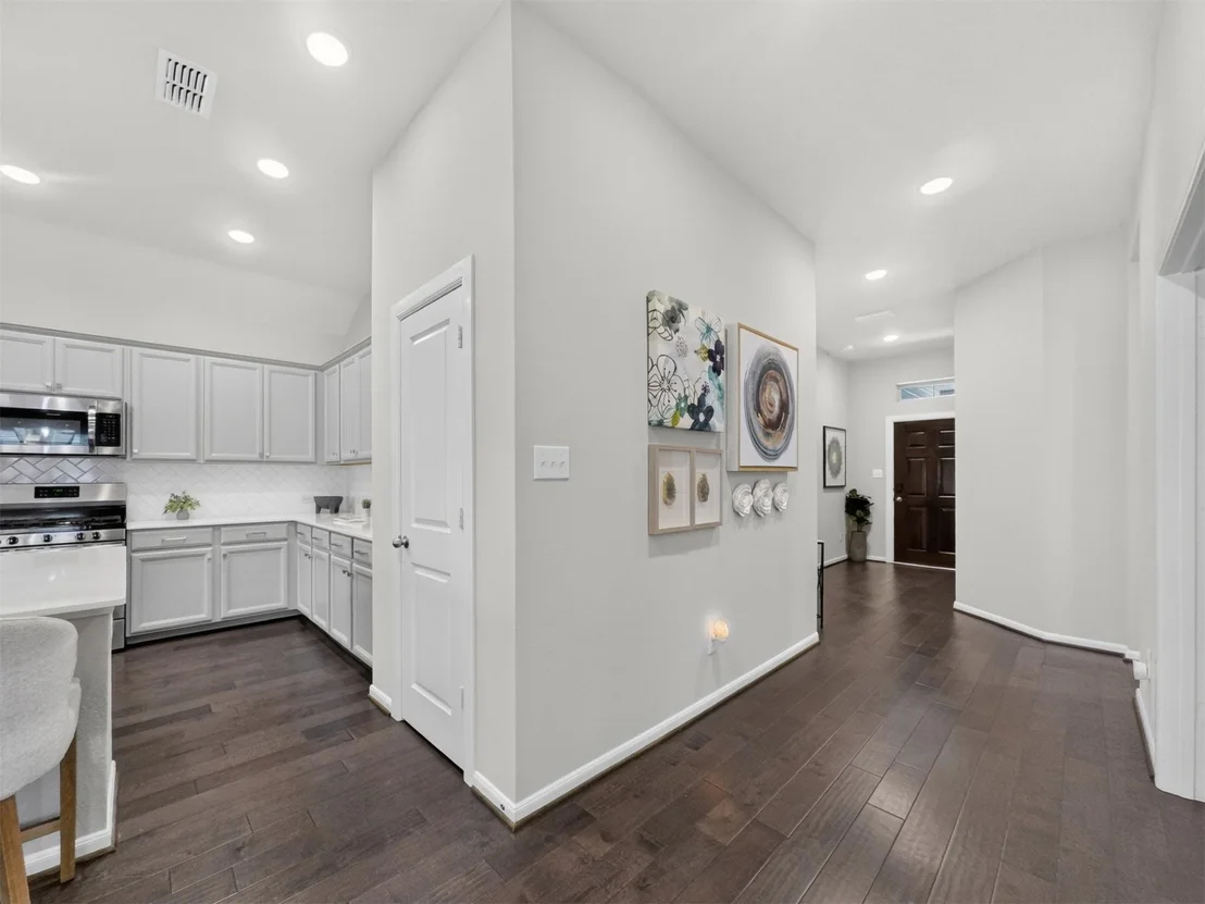 Photo of 4926 Morrison Drive