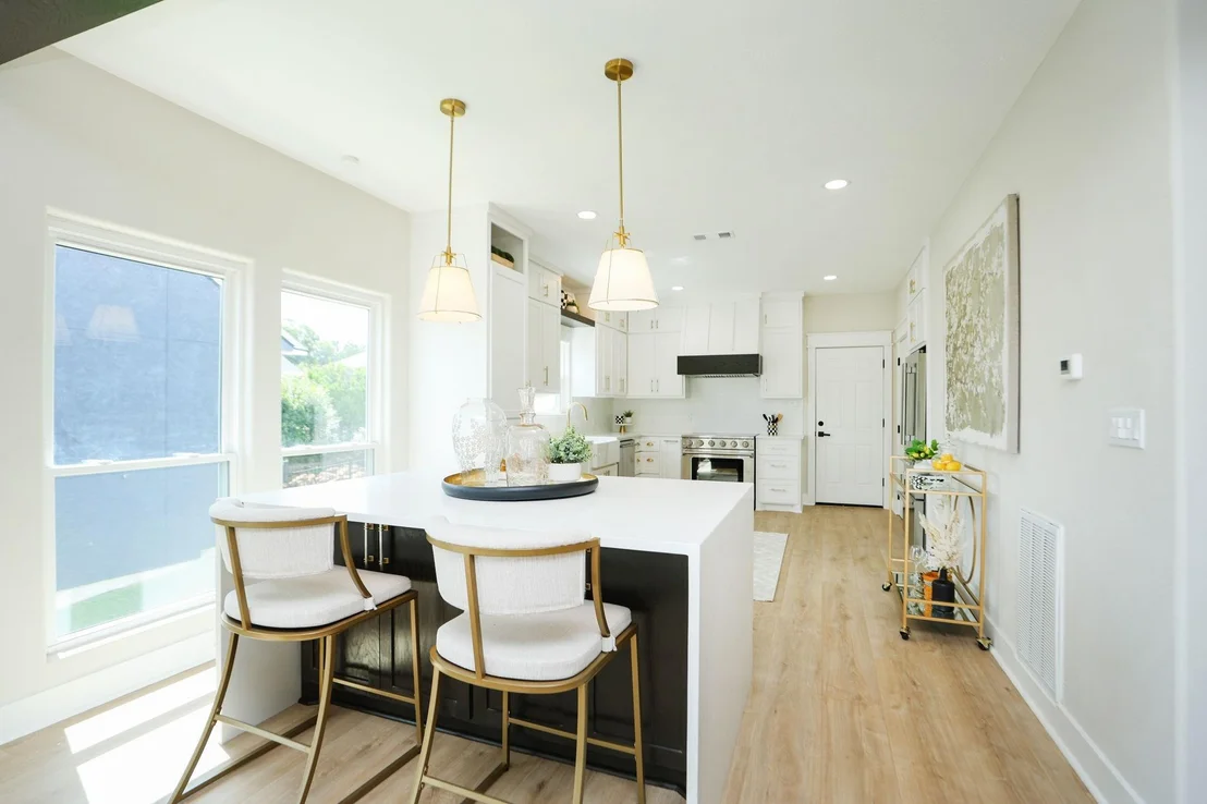 Photo of 848 Lake View Drive