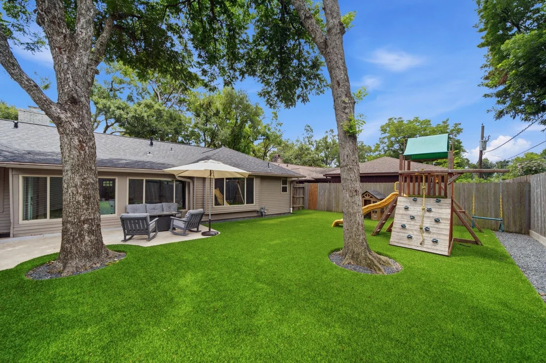 Photo of 2619 Parana Drive