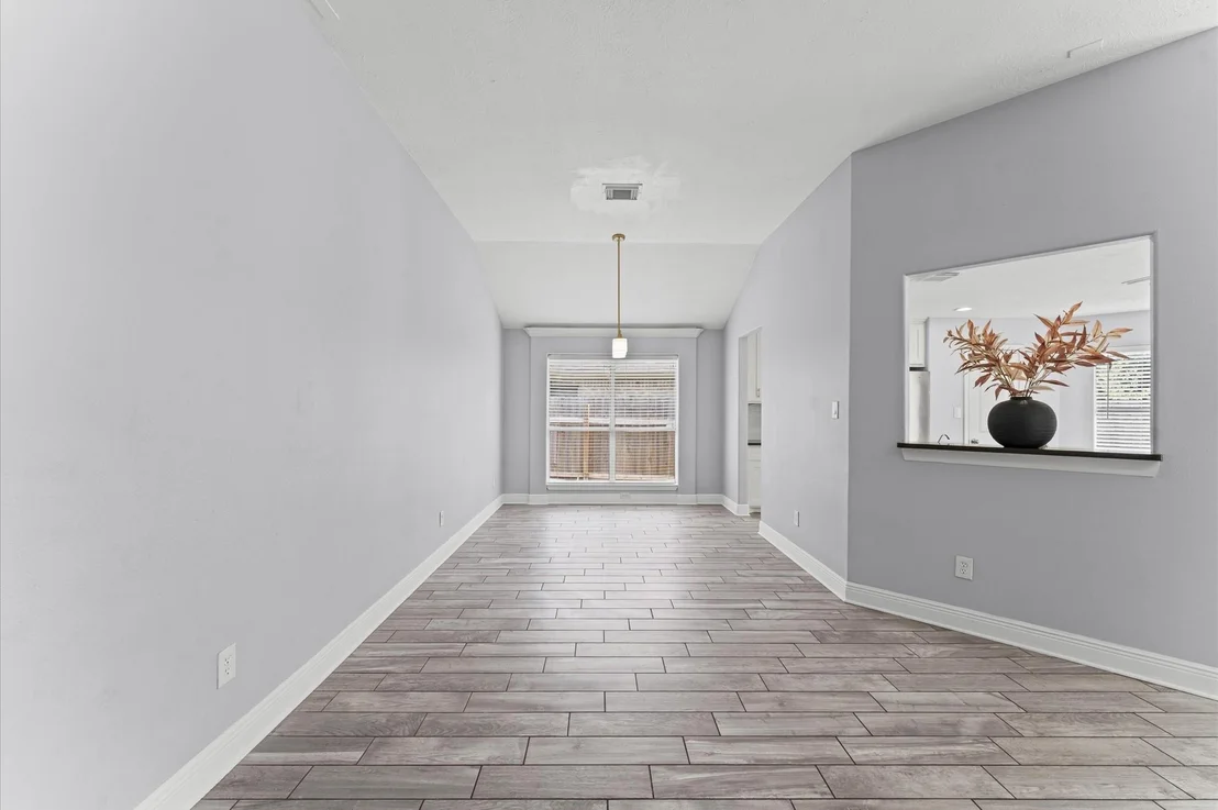 Photo of 6218 Knollwood Trail