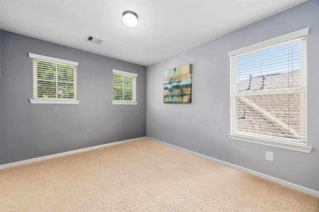 Photo of 6110 Nicholas Lane
