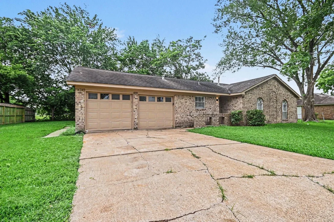Photo of 1917 Coupland Drive