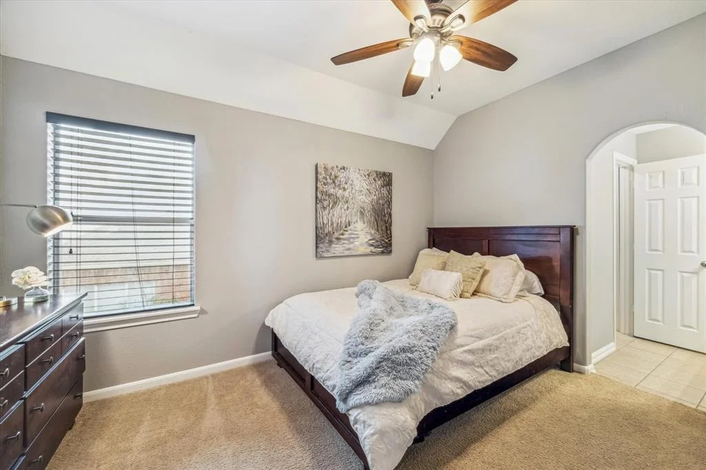 Photo of 14434 Sunbluff Court