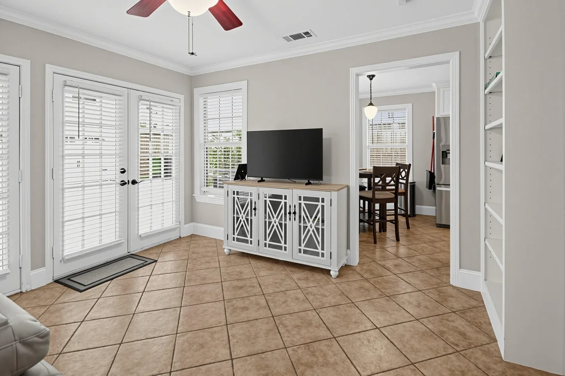 Photo of 1111 Timbergrove Lane