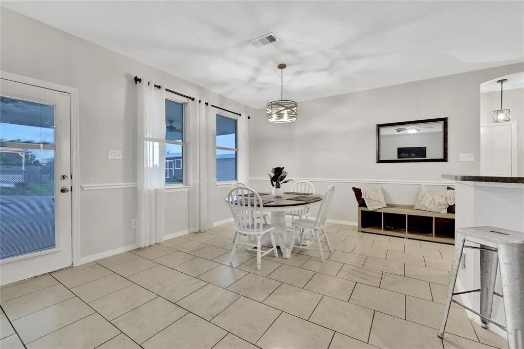 Photo of 9826 Palm Drive