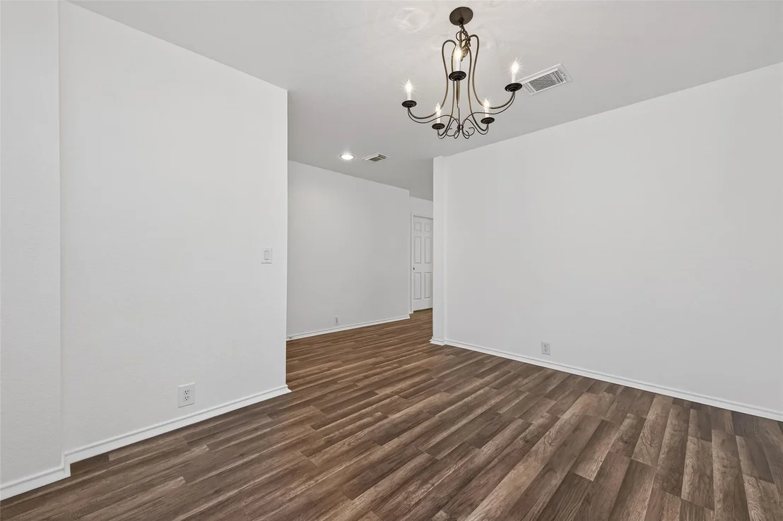 Photo of 2219 Mountain Ranch Dr
